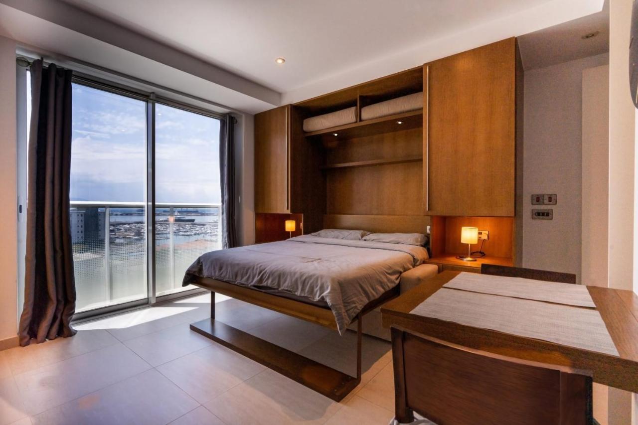 Westone Suite-Hosted By Sweetstay Gibraltár Kültér fotó
