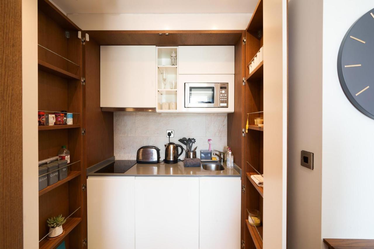 Westone Suite-Hosted By Sweetstay Gibraltár Kültér fotó